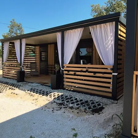 Plas Mobile 투라니