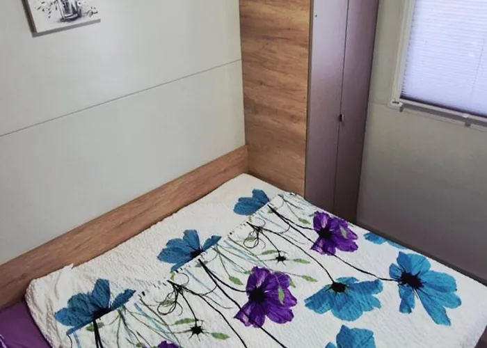 아파트 Plas Mobile 투라니